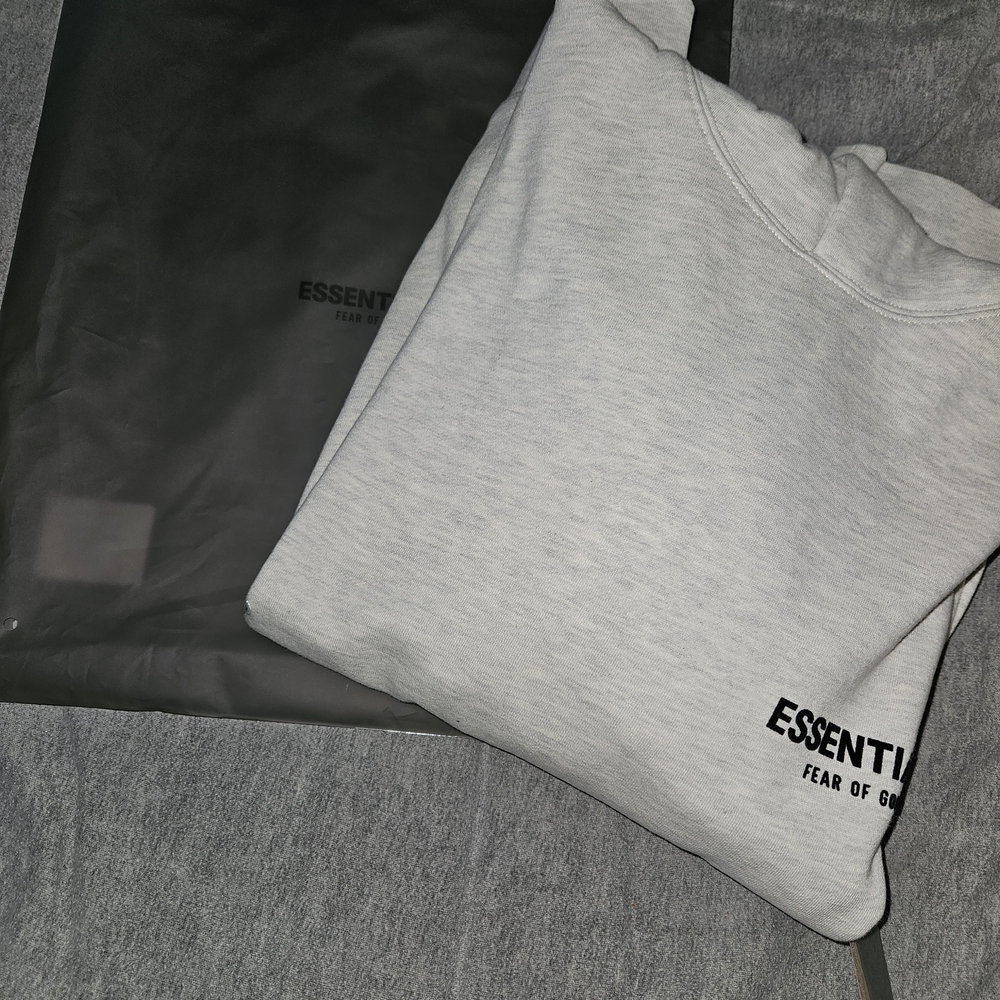 NWT Essnetials By Fear Of God Light Oat Hoodie Size Large